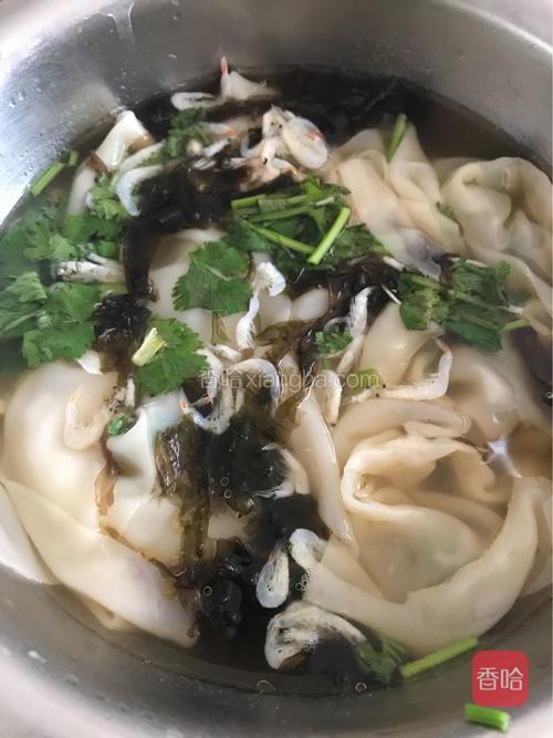 韭菜混沌的做法_菜谱_香哈网