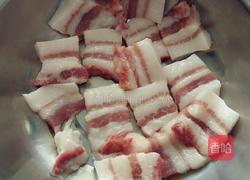 电压锅炖五花肉的做法图解1