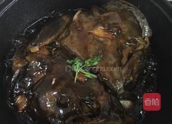 红烧蝶鱼头的做法图解7