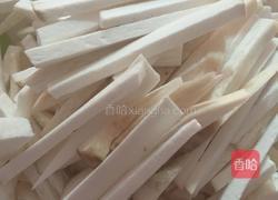 杏鲍菇炒肉丝的做法图解3