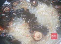 香菇黑木耳龙须丝汤的做法图解9