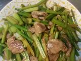 芹菜炒肉的做法[图]