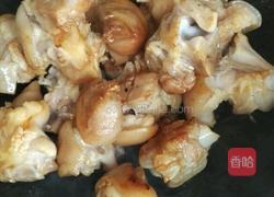 红烧黄豆猪蹄的做法图解3