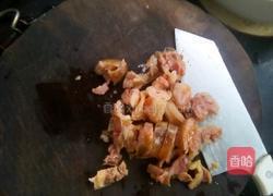肉酱腊肠饭的做法图解3