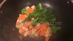 杏鲍菇炒西兰花的做法图解13