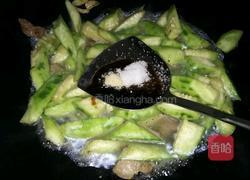 丝瓜炒肉的做法图解4