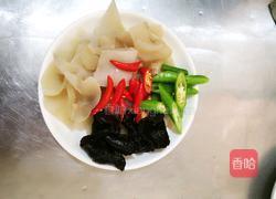 野生竹耳炒驴肉的做法图解1