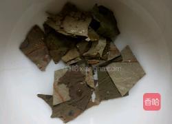 荷叶蒸鸡蛋的做法图解2