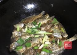 酱油水杂鱼的做法图解5