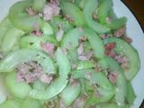 青瓜炒梅菜肉馅