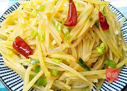 蚝油土豆丝的做法图解1