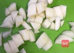 冰糖雪梨的做法图解3