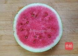 西瓜冰淇淋的做法图解1