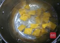 南瓜小米粥的做法图解3