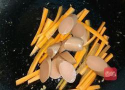 素菜炒腊肠的做法图解2
