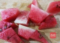 柠檬菊花冰格西瓜饮品的做法图解2
