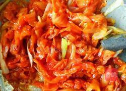 韩式辣白菜炒年糕的做法图解6