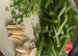 青椒肉丝的做法图解3