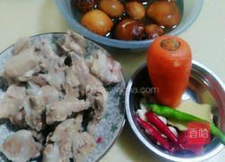 胡萝卜香菇焖排骨的做法图解2