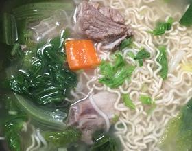 电饭煲筒骨汤面[图]