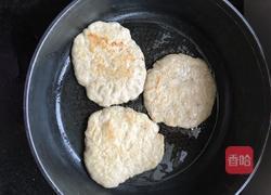 煎香蕉饼的做法图解4