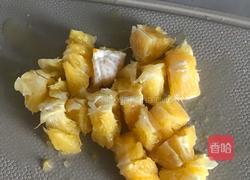鲜榨橙汁的做法图解2