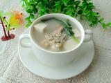鲫鱼豆腐汤
