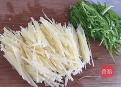 青椒土豆丝的做法图解3