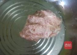 猪肉肠的做法图解1