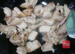 回锅肉的做法图解1