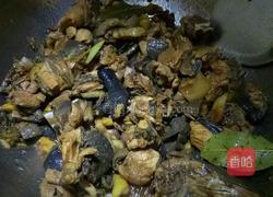 乌鸡贴饼的做法图解3