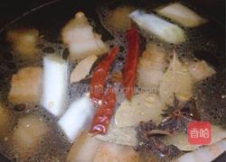 红烧肉炖菜的做法图解4