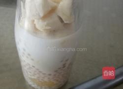 香蕉牛奶蜂蜜西米露的做法图解7