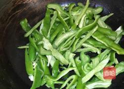 青椒炒鸡蛋的做法图解8