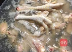 椰子肉炖鸡汤的做法图解1