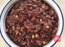 红豆黑米杂粮粥的做法图解7