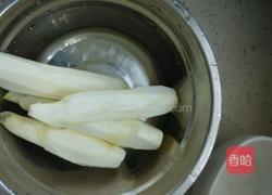 土豆炖茭白的做法图解3