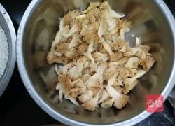 猴菇米粥的做法图解3