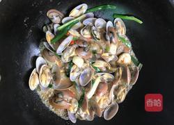 清炒花甲的做法图解3