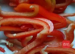 西芹炒鸡胸肉的做法图解2