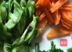 蛋炒河粉的做法图解2