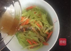 凉拌绿莴笋的做法图解5
