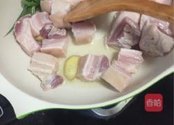 南乳汁红烧肉的做法图解7