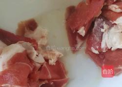 蒜薹炒肉的做法图解2