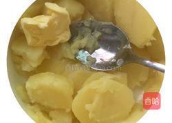 杂蔬夹肉土豆饼的做法图解5