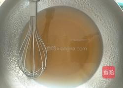蛋黄豆沙月饼的做法图解2
