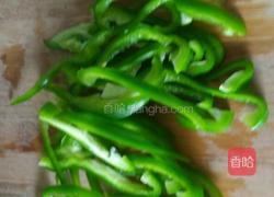 榛蘑炒尖椒肉末的做法图解4