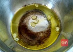 榛蘑炒尖椒肉末的做法图解6