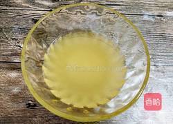 广式月饼（100克凤梨蛋黄馅）的做法图解2