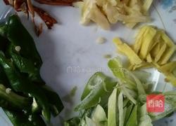 木耳炒鸡蛋的做法图解1